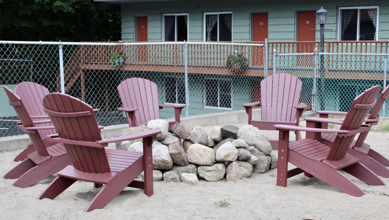 Motel Montreal Lake George Dış mekan fotoğraf