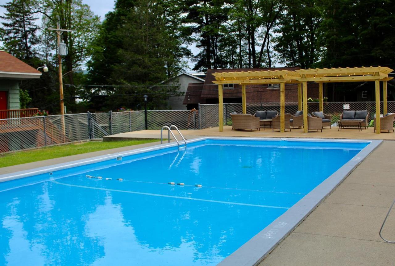 Motel Montreal Lake George Dış mekan fotoğraf