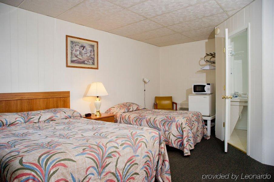 Motel Montreal Lake George Oda fotoğraf