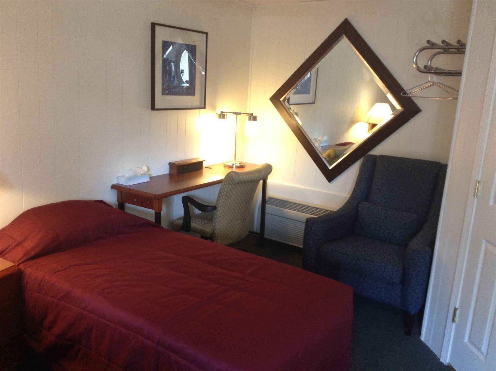 Motel Montreal Lake George Dış mekan fotoğraf