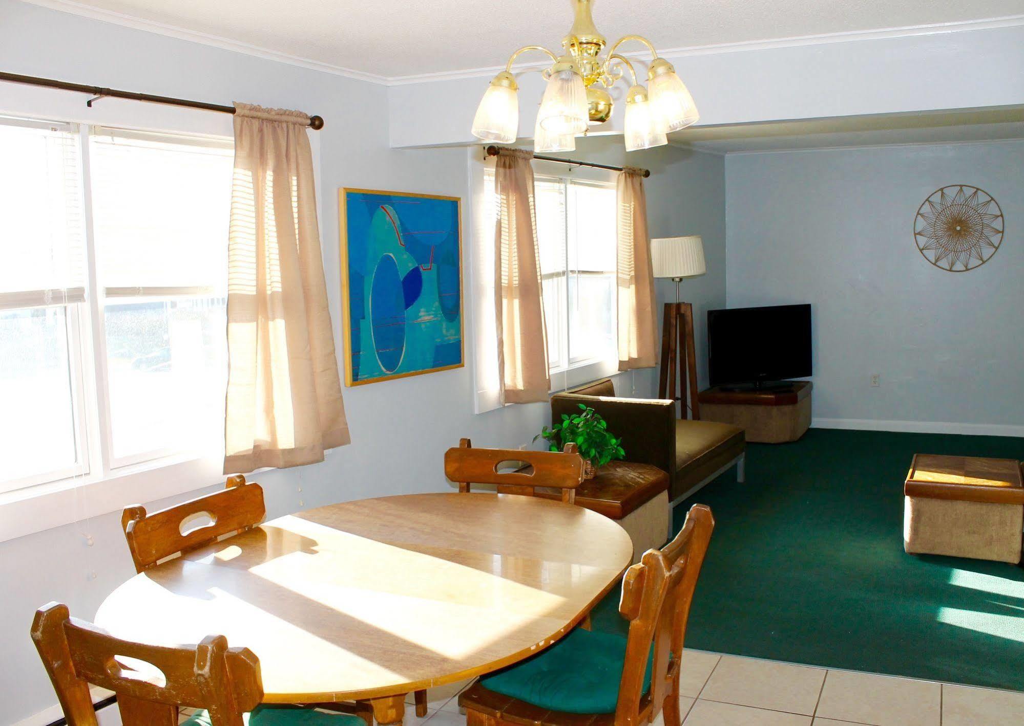 Motel Montreal Lake George Dış mekan fotoğraf